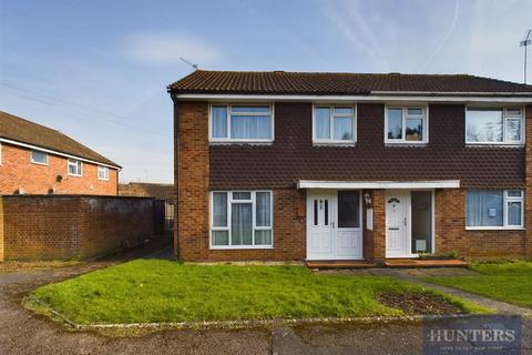 Ullswater Road, Hatherley, Cheltenham 3 bed semi
