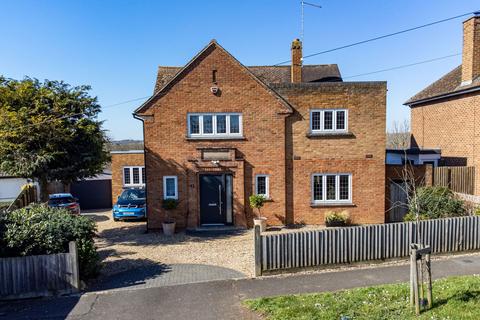 Dolben Avenue, Wellingborough NN9 3 bed detached house for sale