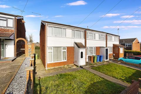 Cedar Close, Sittingbourne ME10 3 bed terraced house for sale