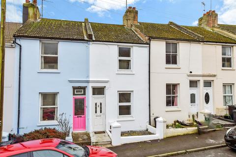 Evelyn Avenue, Newhaven, East Sussex 2 bed terraced house for sale