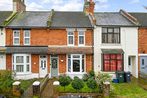 Linden Road, Ashford, Kent, TN24 2 bed terraced house for sale