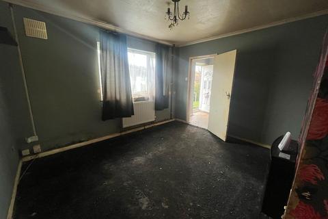 Churchill Avenue, Chatham, Kent 3 bed terraced house for sale