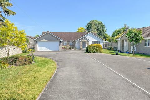 Merryfield, Mark, Highbridge, TA9 5 bed bungalow for sale