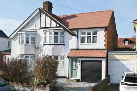 Pembridge Avenue, Twickenham TW2 4 bed semi