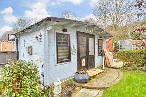 Vale Drive, Chatham, Kent 4 bed semi