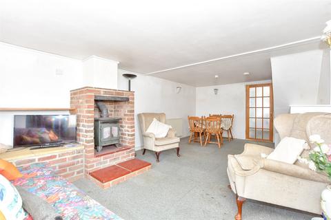 Victoria Road, Bognor Regis, West Sussex 2 bed cottage for sale