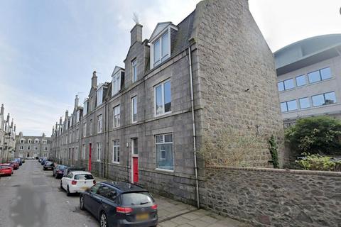 Howburn Place, Flat G