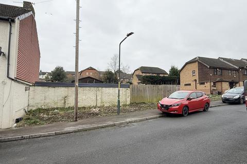 Land Adj. 15 Dongola Road, Rochester... Plot for sale