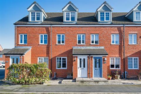 Kerridge Drive, Warrington 3 bed townhouse for sale