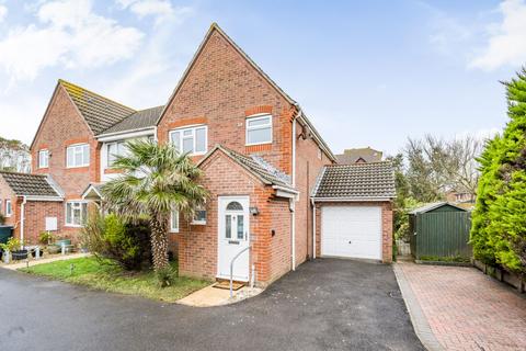 Lilac Close, Middleton