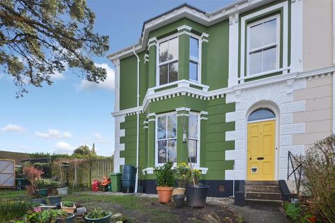 Falmouth TR11 1 bed apartment for sale
