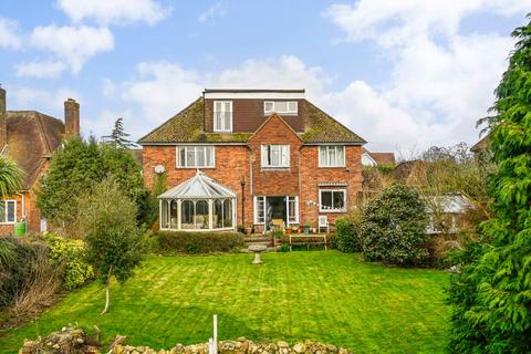 Seaton Avenue, Hythe, Kent, CT21 6 bed detached house for sale