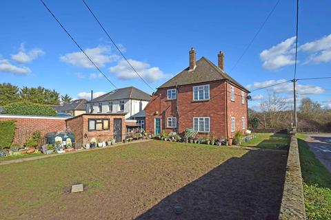 Bolter End Lane, High Wycombe HP14 3 bed detached house for sale