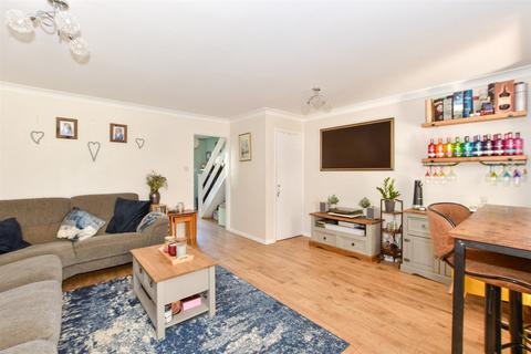 Hunters Way, Uckfield, East Sussex 3 bed terraced house for sale