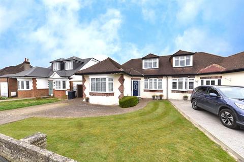 Westland Drive, Brookmans Park, Hatfield 2 bed semi
