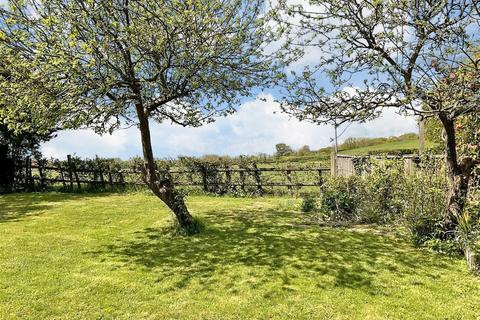 Headcorn Road, Maidstone, Kent 4 bed detached house for sale