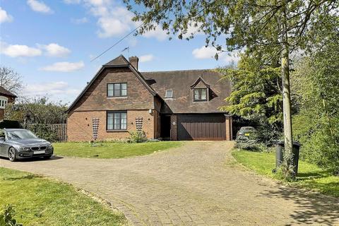 Headcorn Road, Maidstone, Kent 4 bed detached house for sale