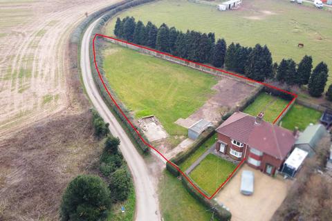 Main Road, Baxterley, Atherstone 3 bed semi