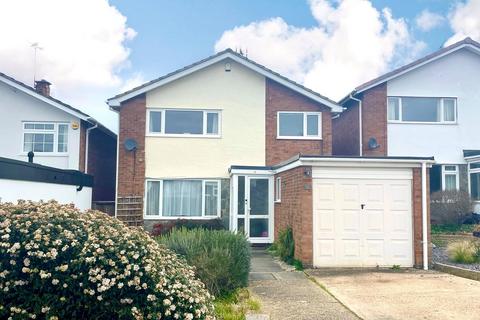 Chalks Avenue, Sawbridgeworth, CM21 3 bed detached house for sale