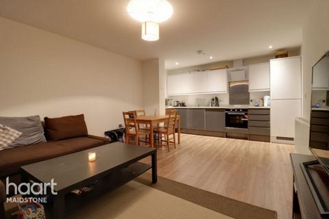 Lower Stone Street, Maidstone 2 bed apartment for sale