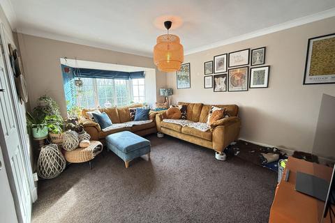 Holyhead Road, Llangefni, Anglesey, LL77 5 bed detached house for sale