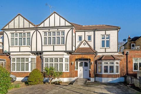 Ventnor Drive, Totteridge 4 bed semi
