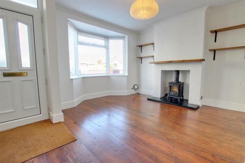 Norwood Grove, Beverley 2 bed terraced house for sale
