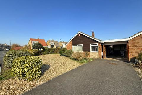 Pasture Lane, Scarborough YO12 2 bed detached bungalow for sale