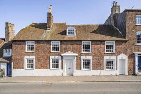 Deal 5 bed character property for sale