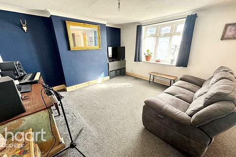 Northampton Road, Kettering 3 bed end of terrace house for sale