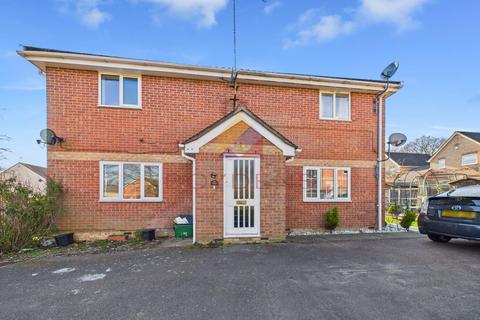 Chinook, Colchester CO4 2 bed apartment for sale