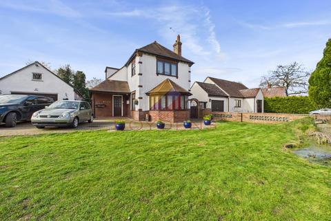 The Chase, COLCHESTER CO1 4 bed detached house for sale