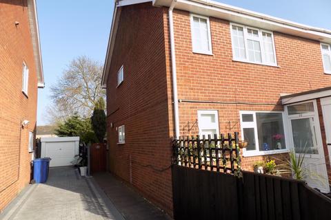 Steeping Drive, Immingham DN40 1 bed flat for sale