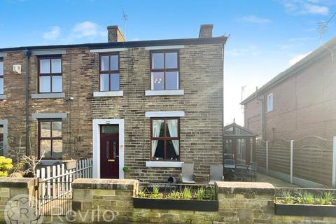 Windsor Terrace, Milnrow, OL16 2 bed end of terrace house for sale