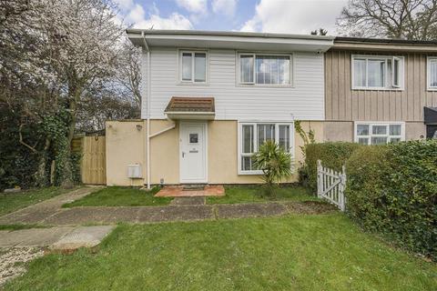 Dyson Close, Windsor 3 bed house for sale
