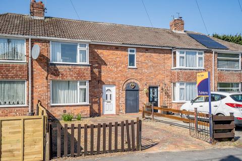 Scawton Avenue, Huntington, York 2 bed terraced house for sale