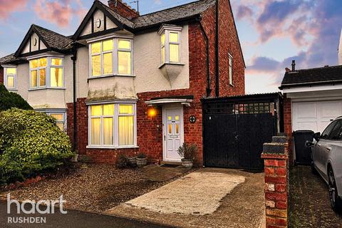 Hatton Street, Wellingborough 3 bed semi