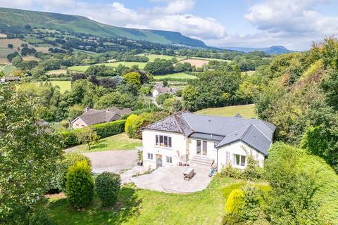 Clodock, Longtown, Hereford... 4 bed detached house for sale