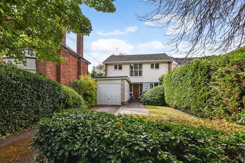 Winchester Gardens, Andover 4 bed detached house for sale