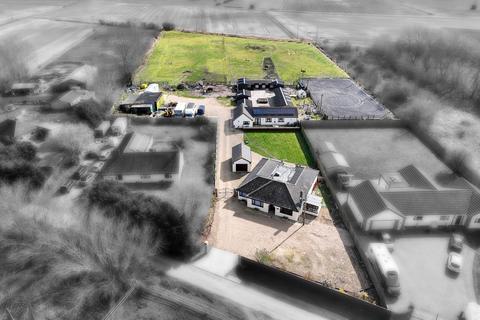 Ryefield Lane, Holbeach, PE12 6 bed detached bungalow for sale