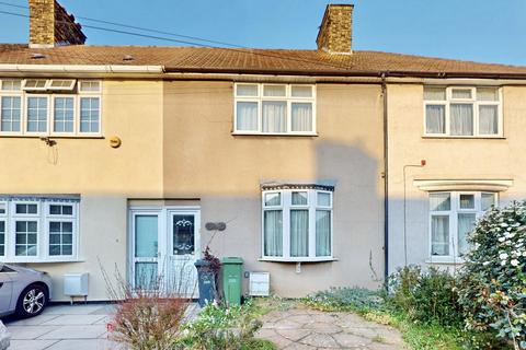 Hatfield Road, Dagenham, RM9 2 bed terraced house for sale