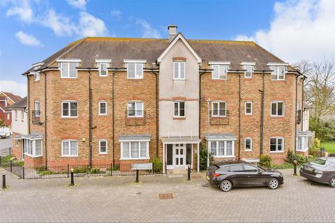 Haywood Avenue, Minster On Sea... 2 bed flat for sale