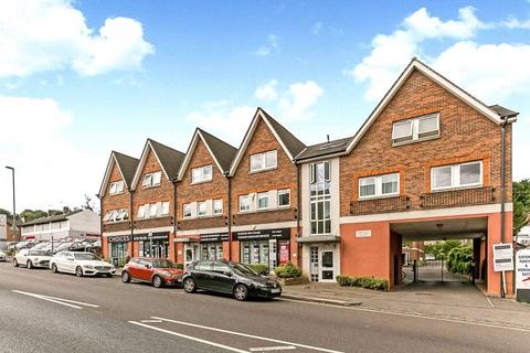 Brighton Road, REDHILL, Surrey, RH1 2 bed apartment for sale