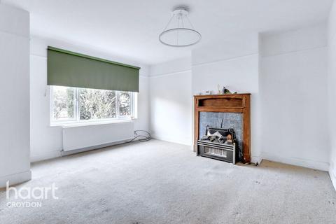 Croydon Road, CATERHAM 3 bed semi