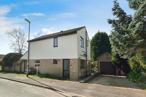 Blenheim Way, Yaxley, PE7 3 bed detached house for sale