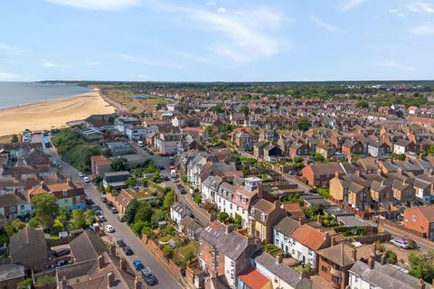 Gorleston 5 bed townhouse for sale