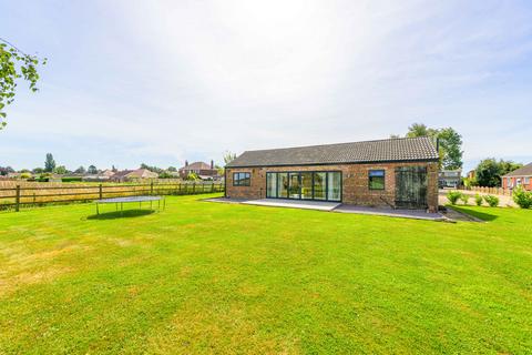 Pilleys Lane, Boston, PE21 2 bed barn for sale