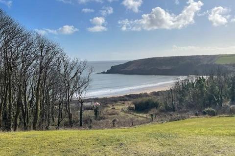 Devon Court, Freshwater East, Pembroke 2 bed apartment for sale