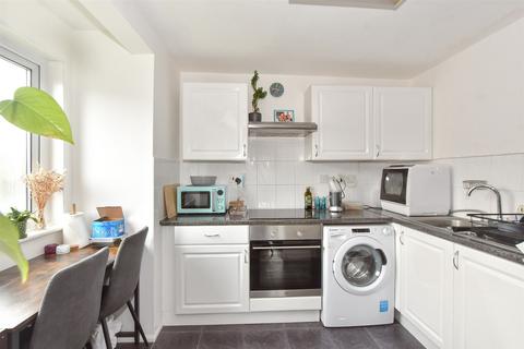 Jade Close, London 1 bed flat for sale