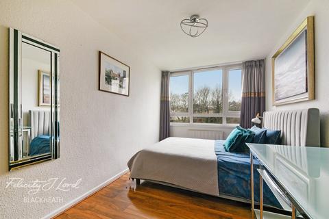 Wilmount Street, LONDON 2 bed flat for sale